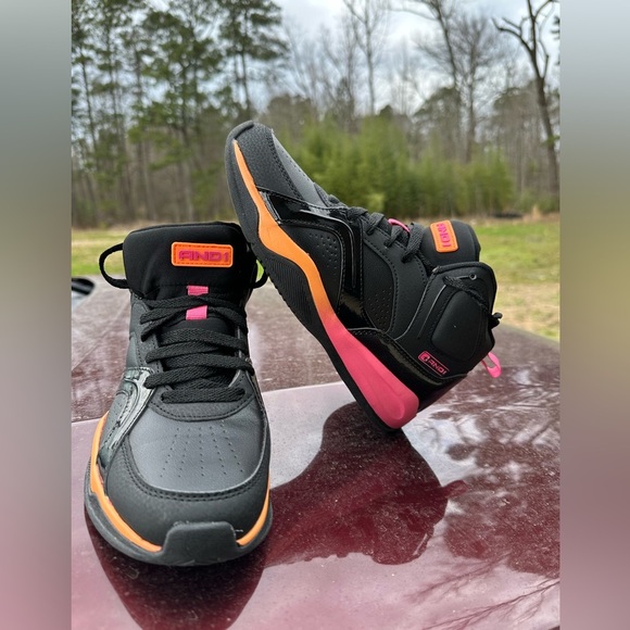 Black And1 shoes with pink and orange. Size 8 - Picture 7 of 9